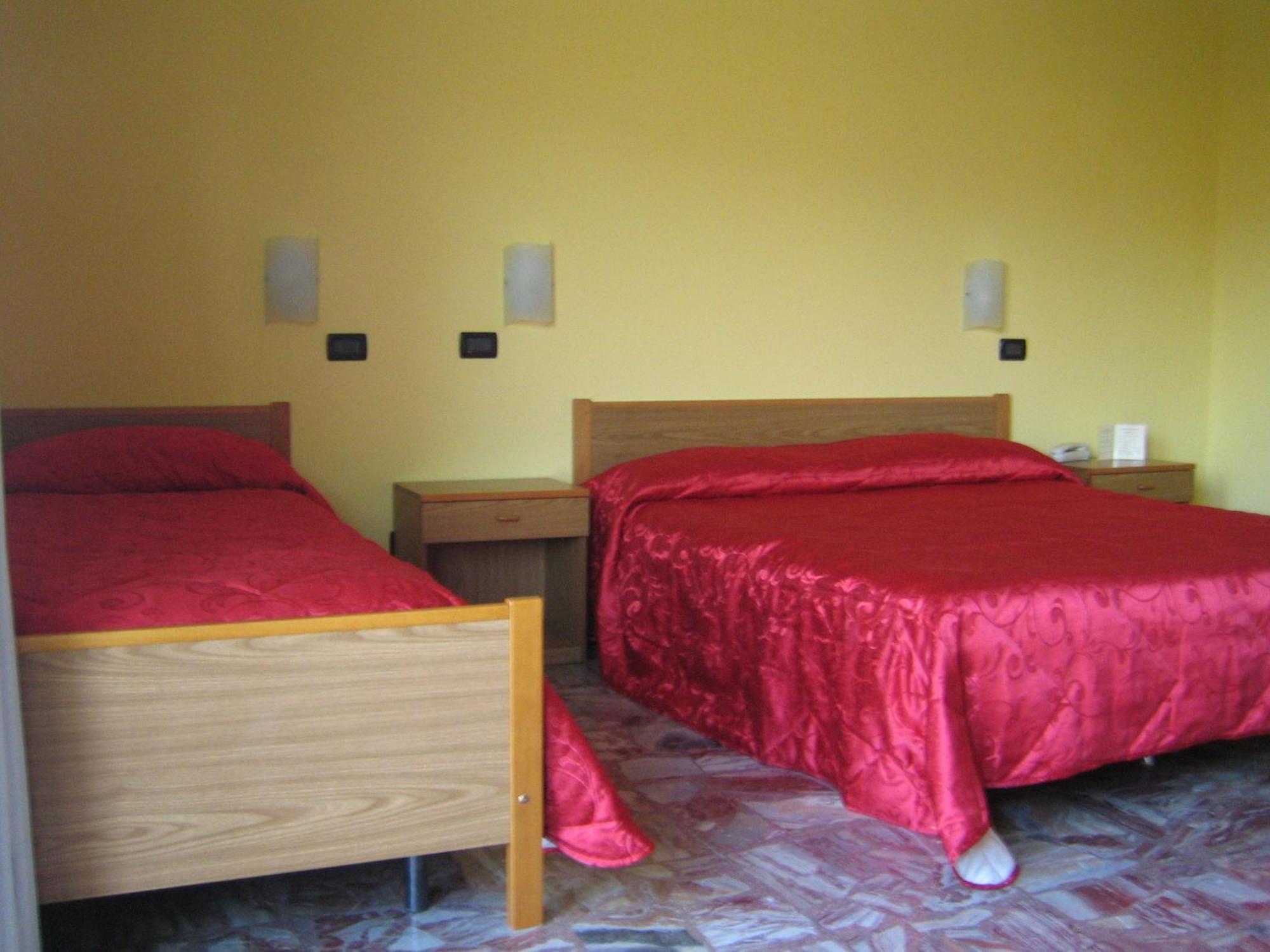 Mangone  Albergo Carpino מראה חיצוני תמונה