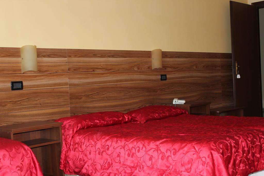 Mangone  Albergo Carpino מראה חיצוני תמונה
