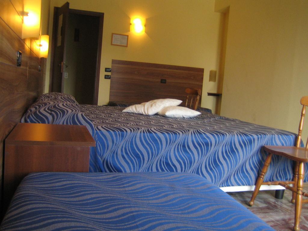 Mangone  Albergo Carpino מראה חיצוני תמונה