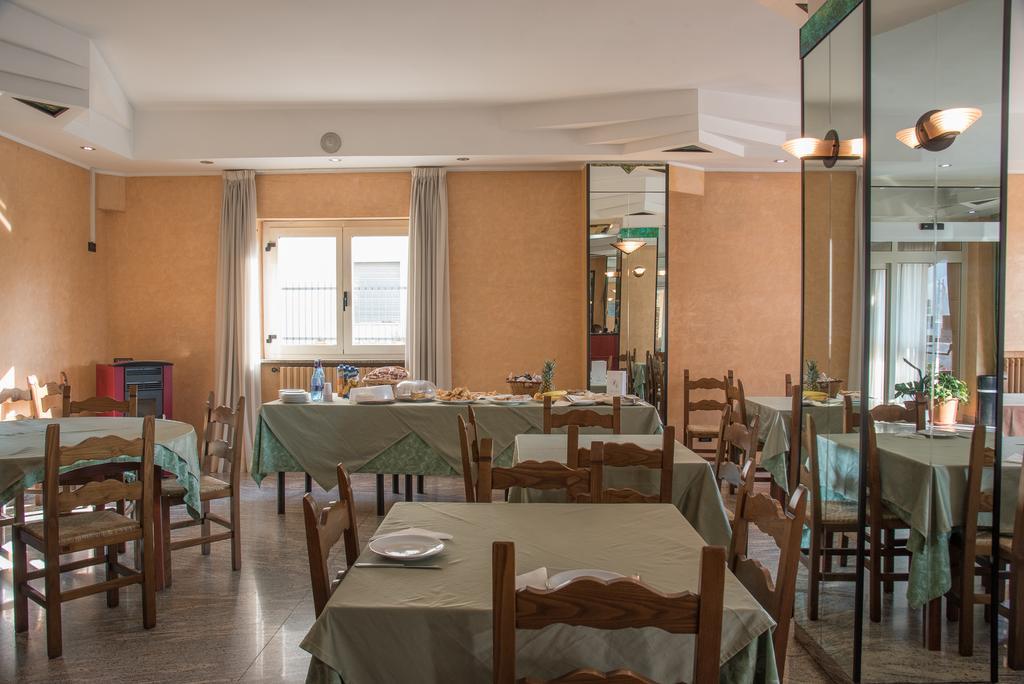 Mangone  Albergo Carpino מראה חיצוני תמונה