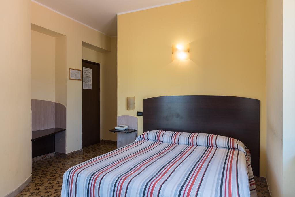 Mangone  Albergo Carpino מראה חיצוני תמונה